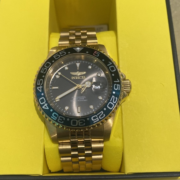 Watch - Picture 2 of 2